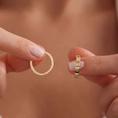 Altın Çivi Halka Küpe 1.8 cm thumbnail 1
