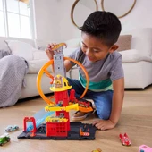 Hot Wheels® Çember Pistli İftaiye İstasyonu HKX41 thumbnail 4
