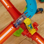 Hot Wheels® Neon Yarışlar Çoklu Yarış Heyecanı Pist Seti HPC07 thumbnail 4
