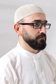 Krem Safir Dantel Detaylı Örme Namaz Takkesi thumbnail 2