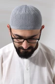 Gri Safir Dantel Detaylı Örme Namaz Takkesi thumbnail 4