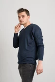 Regular Fit V Yaka Pamuklu Basic Erkek Triko Kazak thumbnail 1