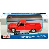 Maisto 1973 Datsun 620 Pick Up 1:24 Model Araba thumbnail 2