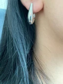 Oval Model Kadın Küpe Beyaz Renk thumbnail 1