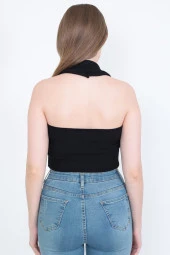 Triko Yakalı Düğmeli  Kısa Kollu Crop thumbnail 3
