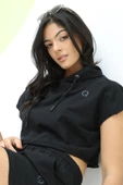 Kadın Kapüşonlu Crop  Siyah thumbnail 1