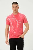 Erkek Şimşek Baskılı Regular Fit Tişört Rose Red thumbnail 1