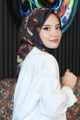 Yaprak Desen Sarı Soft Pamuk Eşarp thumbnail 1