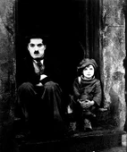 Charlie Chaplin ve Çocuk - Kanvas Tablo thumbnail 1