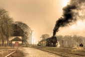Kara Tren - Kanvas Tablo thumbnail 1
