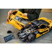 LEGO Technic 42172 McLaren P1 (2925 Parça) thumbnail 3