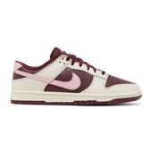 Dunk Low Premium Valentines Day thumbnail 1