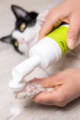 Kedi Pati Temizleme Köpüğü thumbnail 4