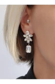 Çiçek Model Kristal Taşlı Küpe thumbnail 1
