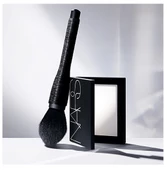NARS Light Reflecting Setting Powder Pressed - Kompakt Pudra thumbnail 3