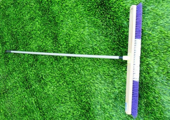 Adelinspor Halı Kumlama Granül Fırçası 80 cm Saplı ürün görseli 1