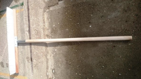 Adelinspor Halı Kumlama Granül Fırçası 70 cm Saplı ürün görseli 1