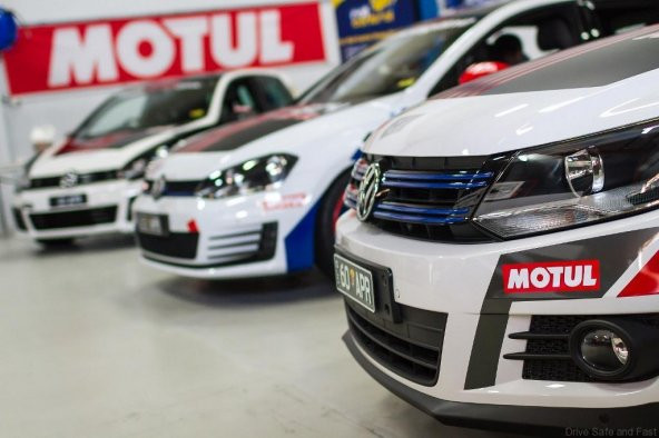 MOTUL 8100 X-CLEAN+ 5W30 - 5 LİTRE - Resim 3