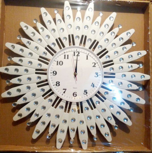 Beyaz Çok Bol Taşlı 55 cm Ferforje Camlı Geometrik Duvar Saati ürün görseli 1