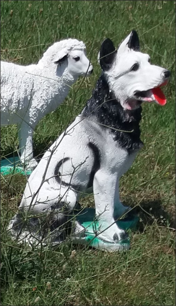 Şirin Kurt Köpek Köpeği Kaideli Kapı Yanı Oda Bahçe Süsü Heykeli ürün görseli 1