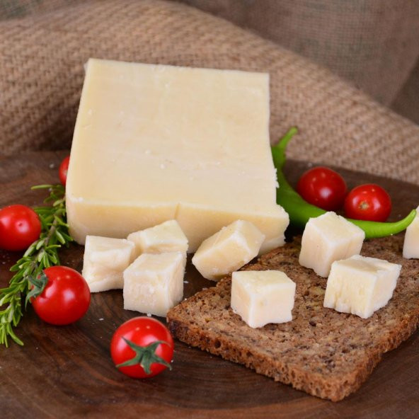 Ayvalık Cunda Tulum Peyniri Koyun 1000 g e ürün görseli 1