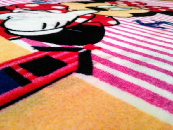 Mickey Outlet Çocuk Oyun Halısı 85x150cm - Resim 4