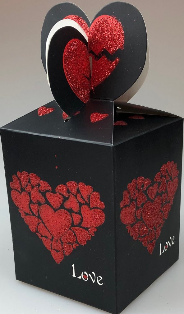 KARTON KUTU SİYAH KALPLİ LOVE (KATLAMALI) 8,5CM X 8,5CM X 11CM ürün görseli 1