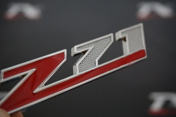 Chevrolet Silverado Z71 Off Road Bagaj 3M Krom Metal Logo ürün görseli 1