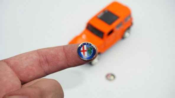 Alfa Romeo Oto Anahtar 3M Metal Alaşım Logo 2Li Set ürün görseli 1