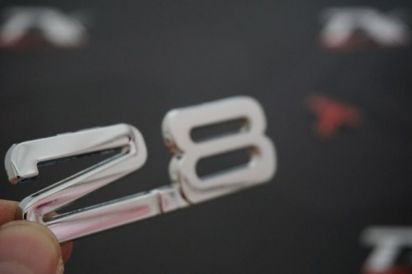 Audi 2.8 T Bagaj Krom Metal 3M 3D Yazı Logo Orjinal ürün ürün görseli 1