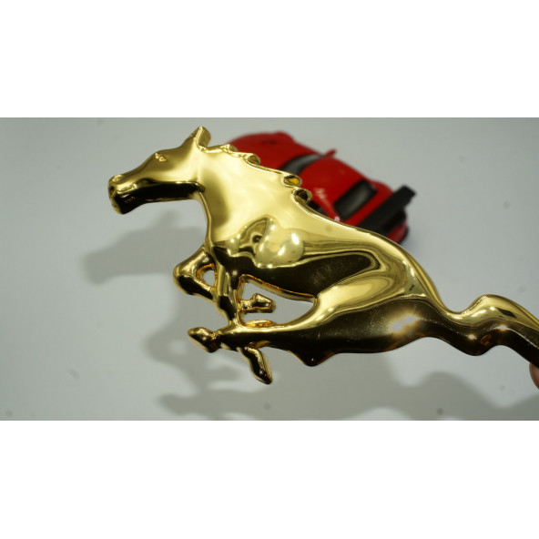 DK Ford Mustang Shelby GT Koşan At Bagaj Gold Metal Logo ürün görseli 1