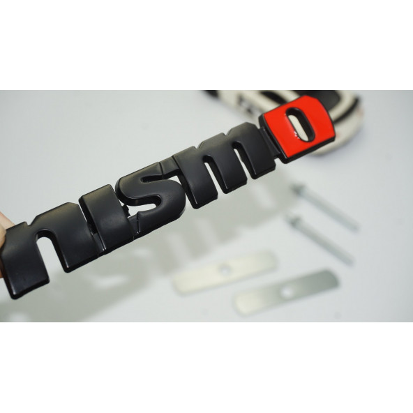 DK Nissan Nismo Siyah Kırmızı Ön Panjur Logo Arma Amblem ürün görseli 1