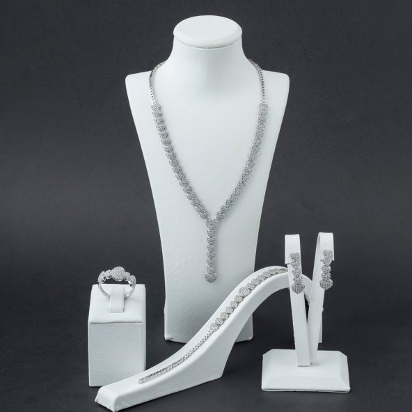925 Ayar Gümüş Zirkon Taşlı Kalp Model Set ürün görseli 1