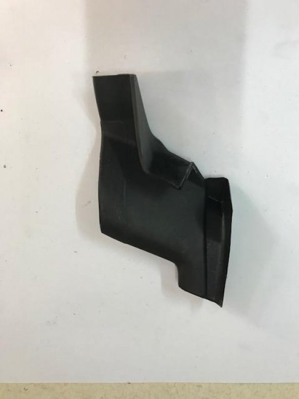 ÖN CAM IZGARA UÇ PLASTİK 2003-2008 FİESTA SAĞ ürün görseli 1