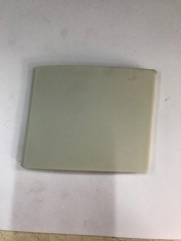 ford focus sedan arka tampon çeki demir kapağı 1998-2001 ürün görseli 1