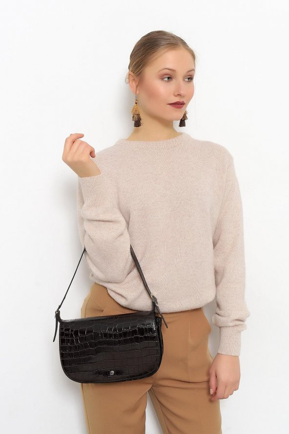 Kroko Desen Kapaklı Baguette Bag - Resim 11