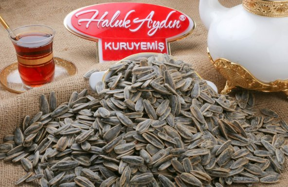 Haluk Aydın Kuruyemiş Yerli Tuzlu Siyah Ay Çekirdeği 1 KG ürün görseli 1