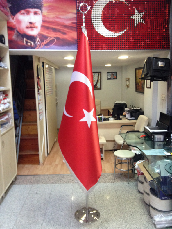 Makam Türk Bayrağı + Krom Makam Direği (Takım) ürün görseli 1