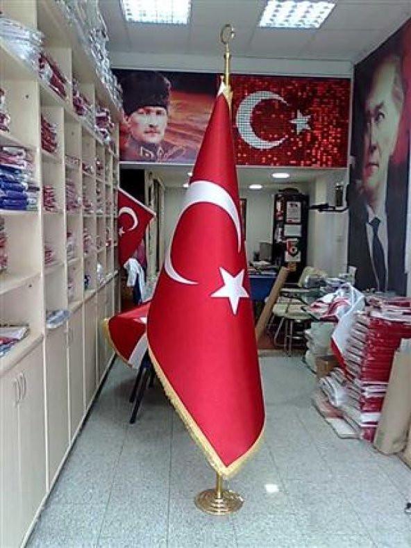Makam Türk Bayrağı Telalı Saten 100x150cm. ürün görseli 1