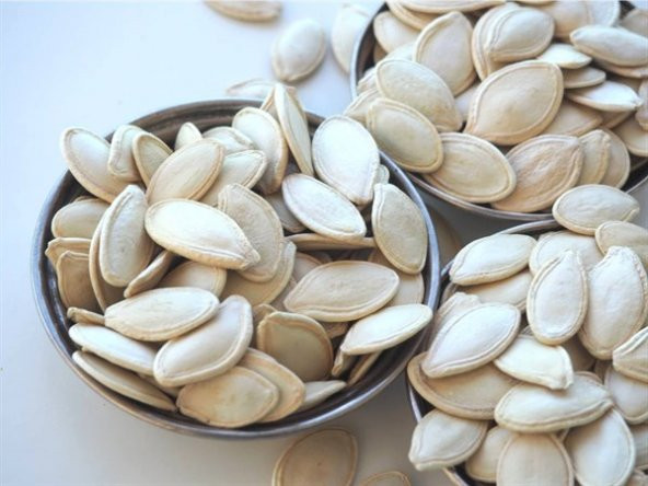 ÇİĞ KABAK ÇEKİRDEĞİ 1 KG ürün görseli 1