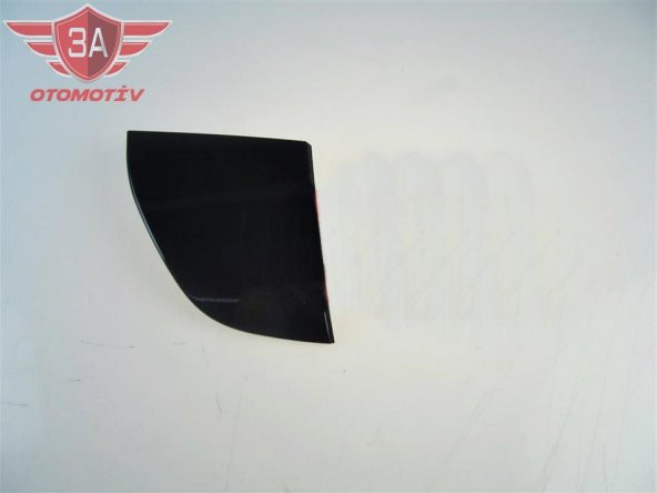 Mitsubishi Fuso Silecek Panel Yan Kapağı Sağ 711-839-859 ürün görseli 1