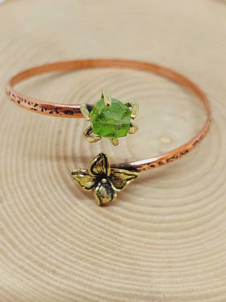 Peridot (Zebercet) Taşı Çiçek Motifli Bakır Bileklik (53028) ürün görseli 1