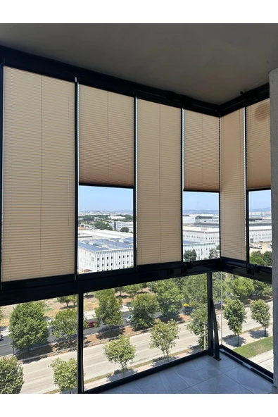 Blind-X  Bej Plise Katlanır Cam Balkon Perdesi, Ofis Perdesi, Mutfak Perdesi, Salon Perdesi ürün görseli 1