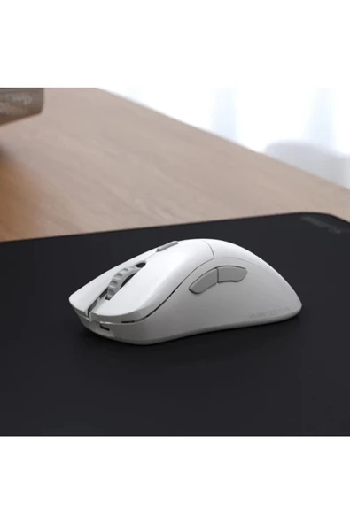 Glorious Model D 2 Pro 4K/8K Polling Kablosuz Gaming Mouse Beyaz - Resim 4