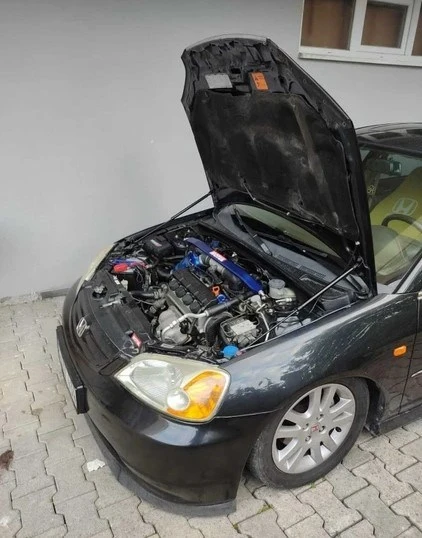 Honda Civic Vtec2 Kaput Amortisörü SETİ 550MM 200N ürün görseli 1