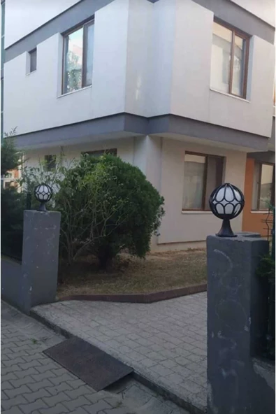Siyah Plastik Bahçe Armatürü - Resim 4