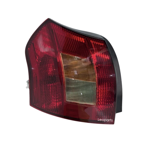 Leoparts Toyota Corolla Hatchback Stop Lambası Sol 2001-2003 81561-02150 ürün görseli 1