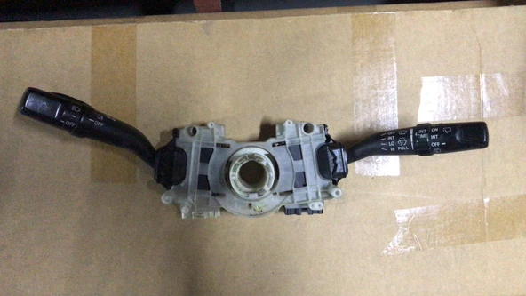 Suzuki Liana 2002-2006 Far Silecek Kolu Çıkma ürün görseli 1