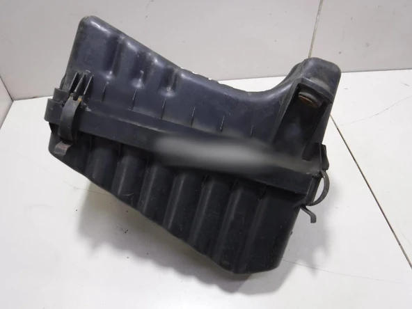 Suzuki Vitara 1.6 Jlx 95-98 HAVA FİLTRESİ Kutusu ürün görseli 1
