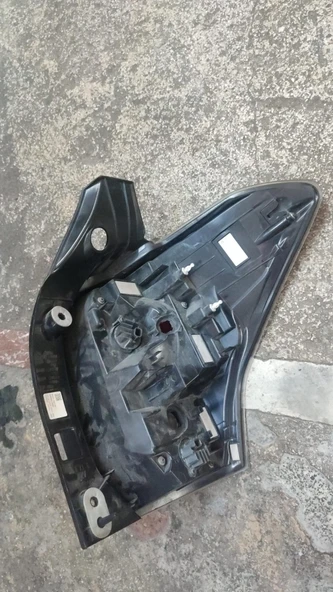 Subaru Forester 16-17 Sol Stop Lambası Çıkma - Resim 4